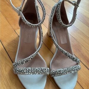 Wedding Shoes - Naturalizer Ahava Dress Sandal Size 5.5M